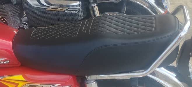 Cg 125 2021 model genuine seat