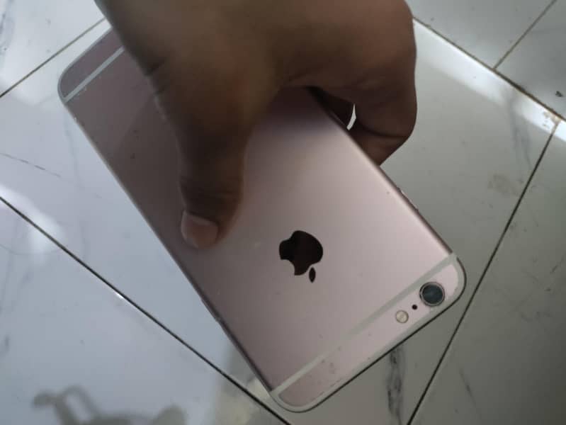 Apple iPhone 6S 0