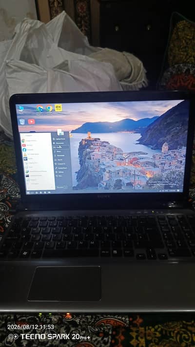 Sony laptop i5 6Ram 64bit 128 rom