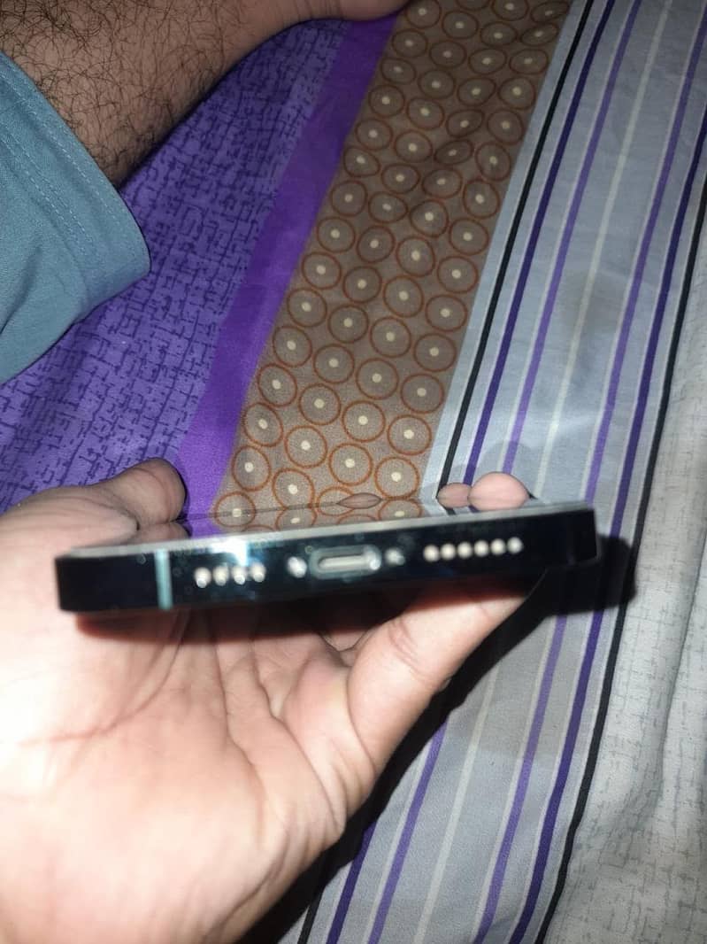 Apple iPhone 13 Pro Max 5