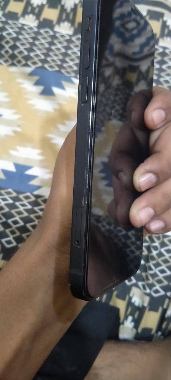 Apple iPhone 12 5
