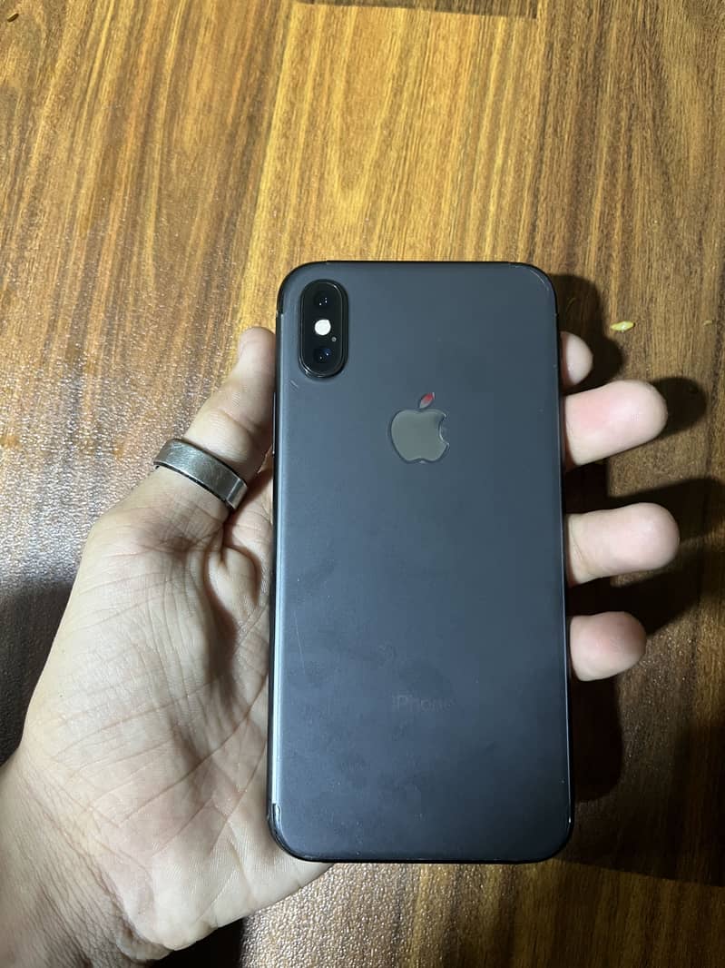 Apple iPhone XS 3