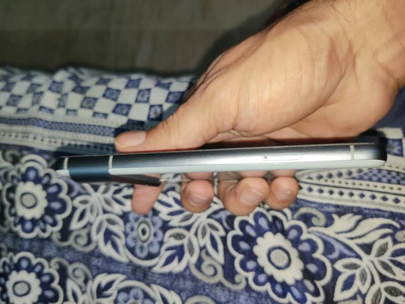 Google Pixel 8 1