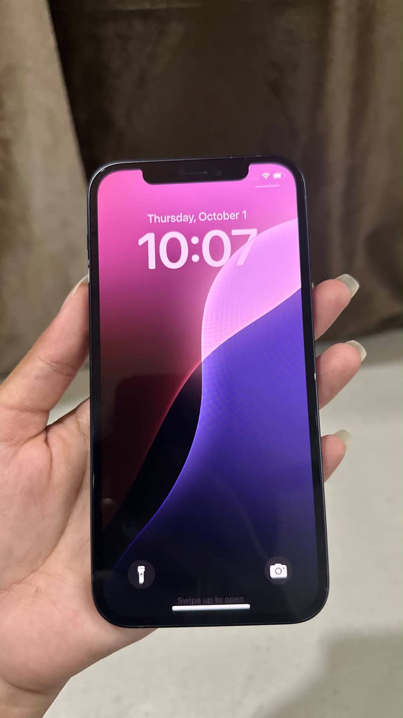 Apple iPhone 12 3