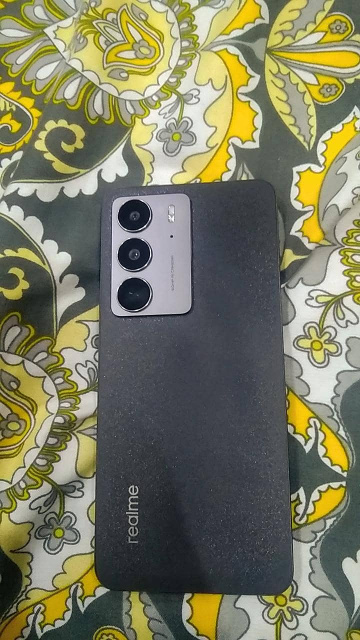 Realme C75 3