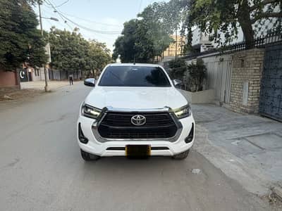 Toyota Hilux 2021  NEW SHAPE