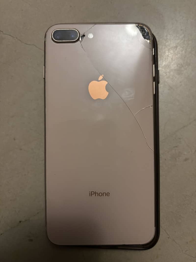 Apple iPhone 8 Plus 1