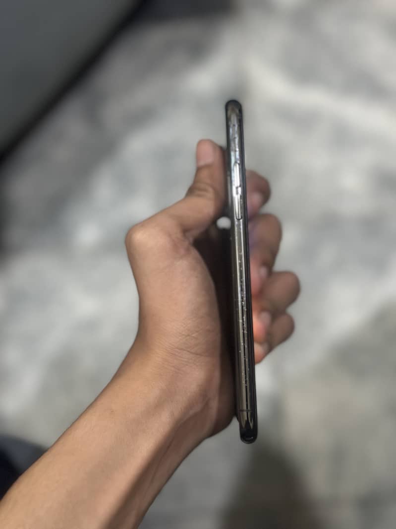 Apple iPhone X 1