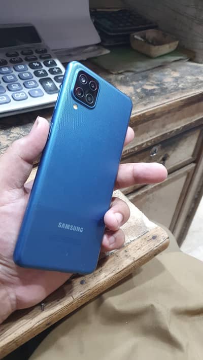 Samsung galaxy A12