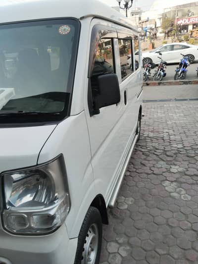 Nissan Clipper 2017