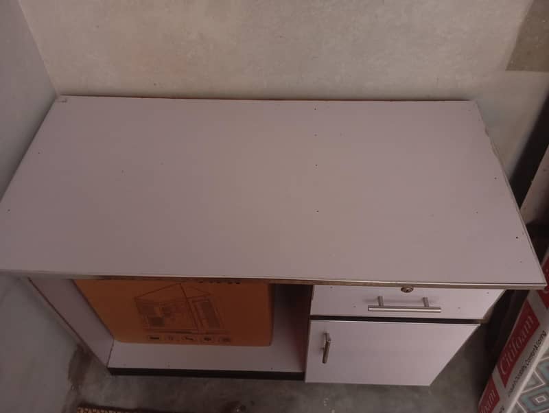 table for pc 5