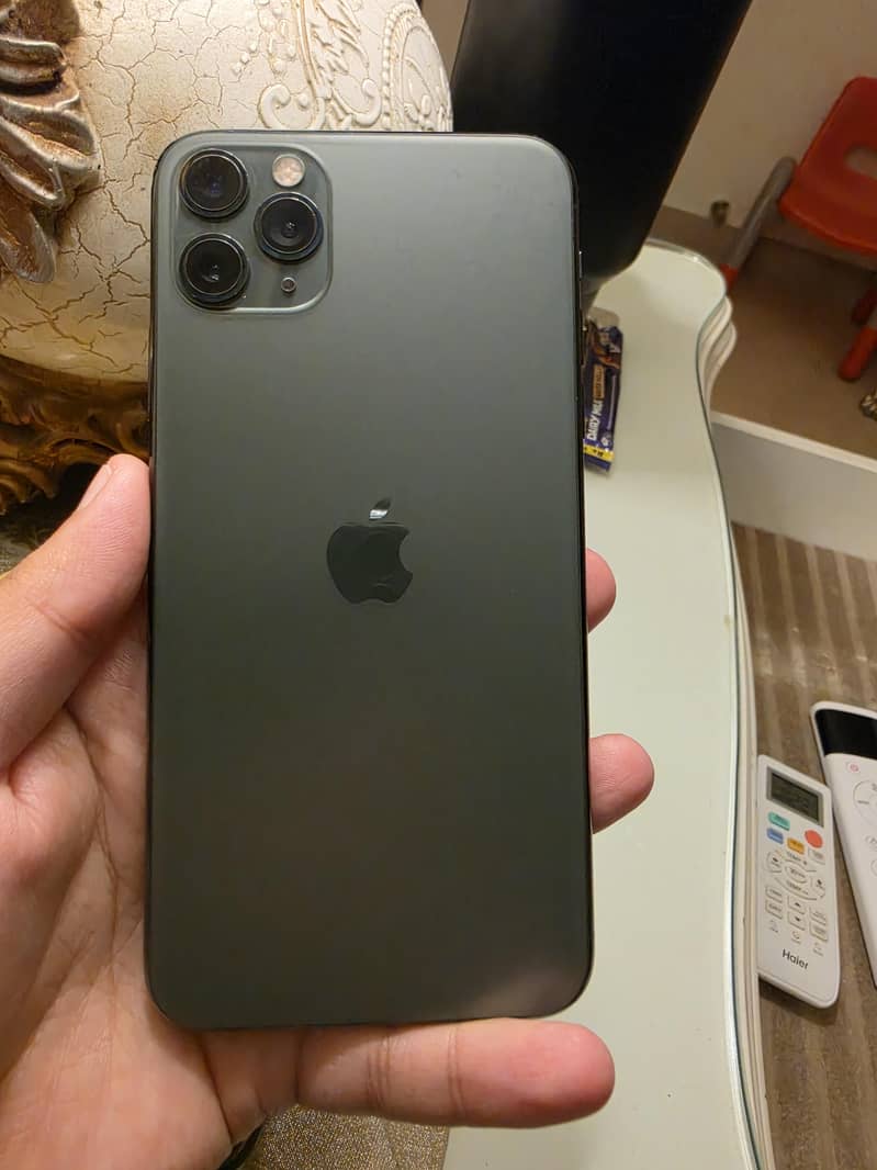 Apple iPhone 11 Pro Max 3