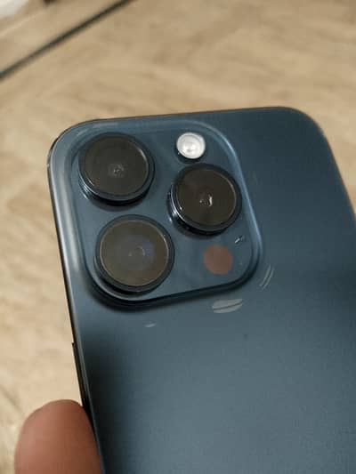 Apple iPhone 15 Pro