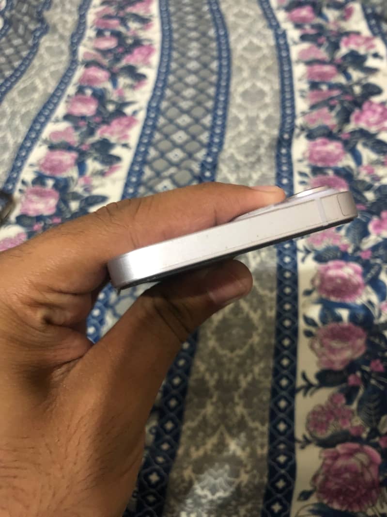iPhone 14 Jv 3