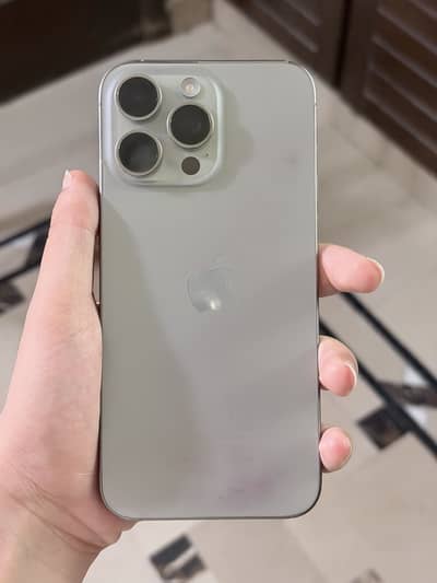 Apple iPhone 15 Pro Max