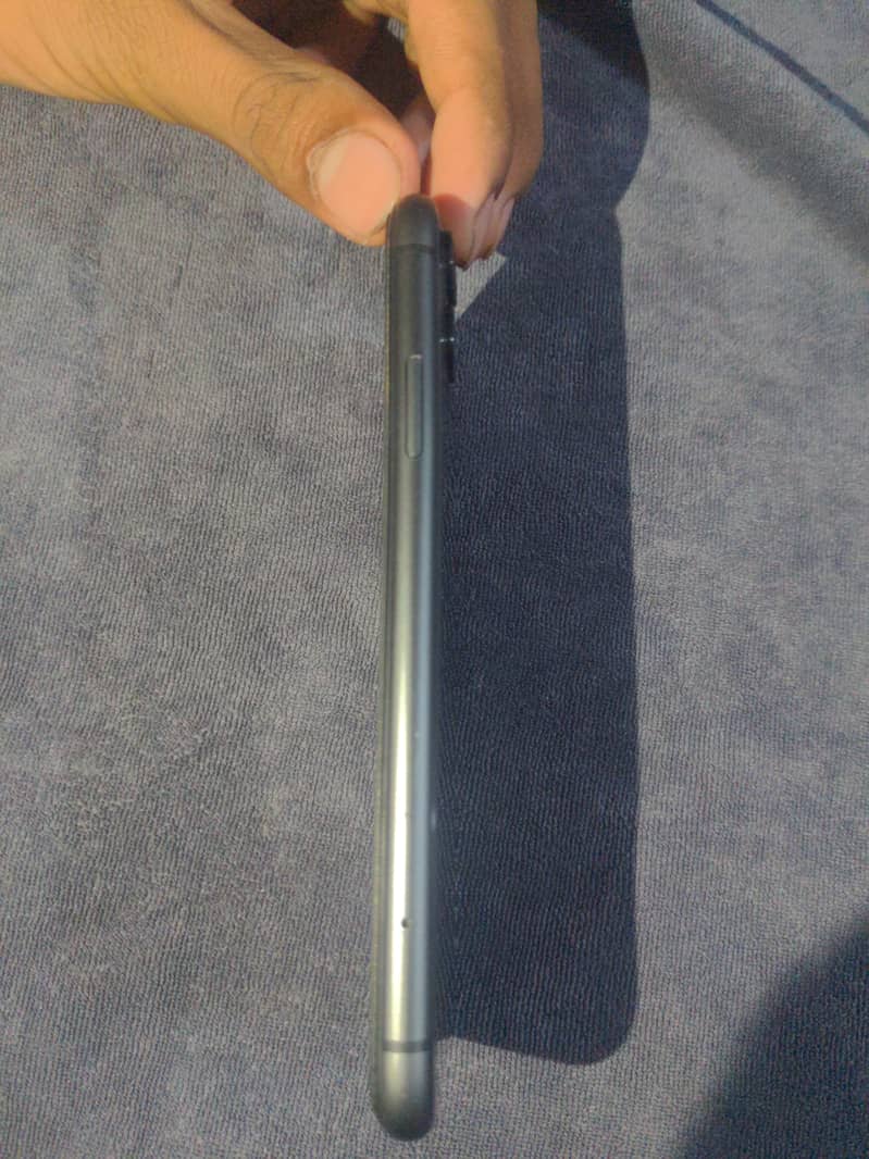 Apple iPhone 11 1