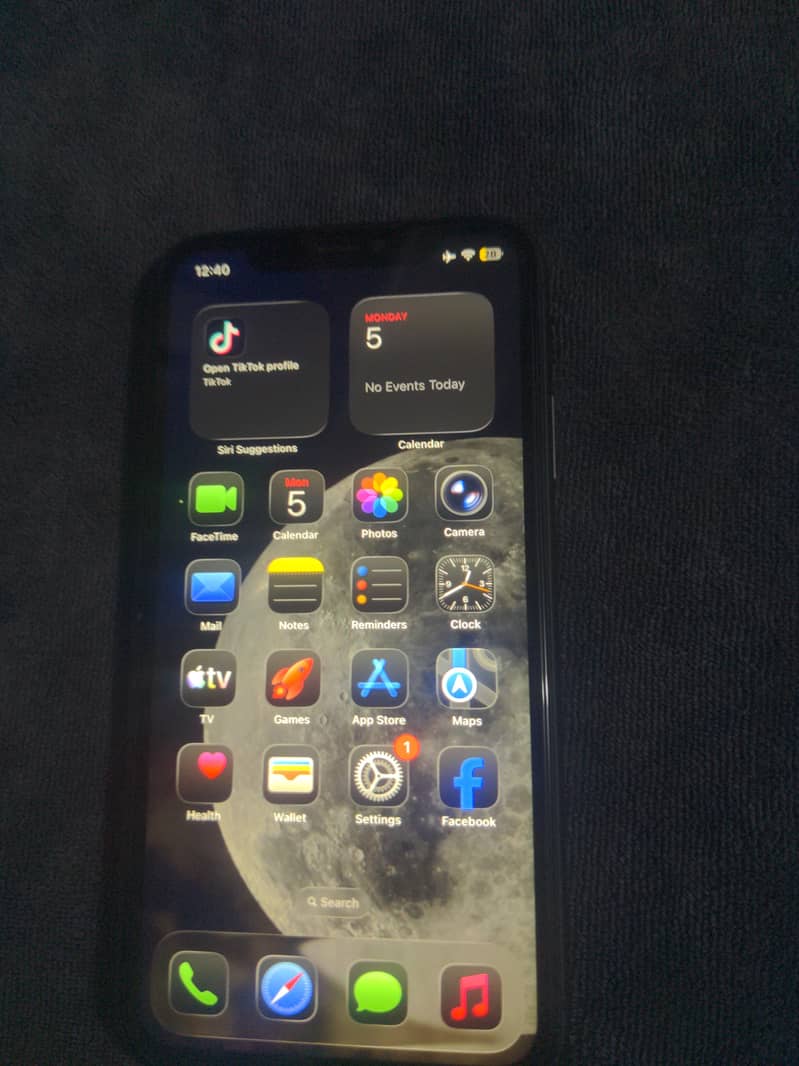 Apple iPhone 11 7