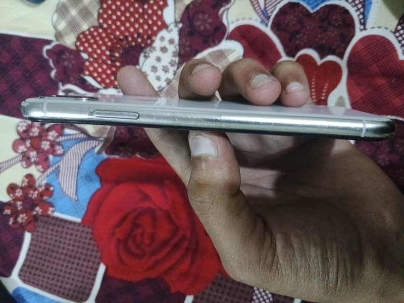Apple iPhone X 1
