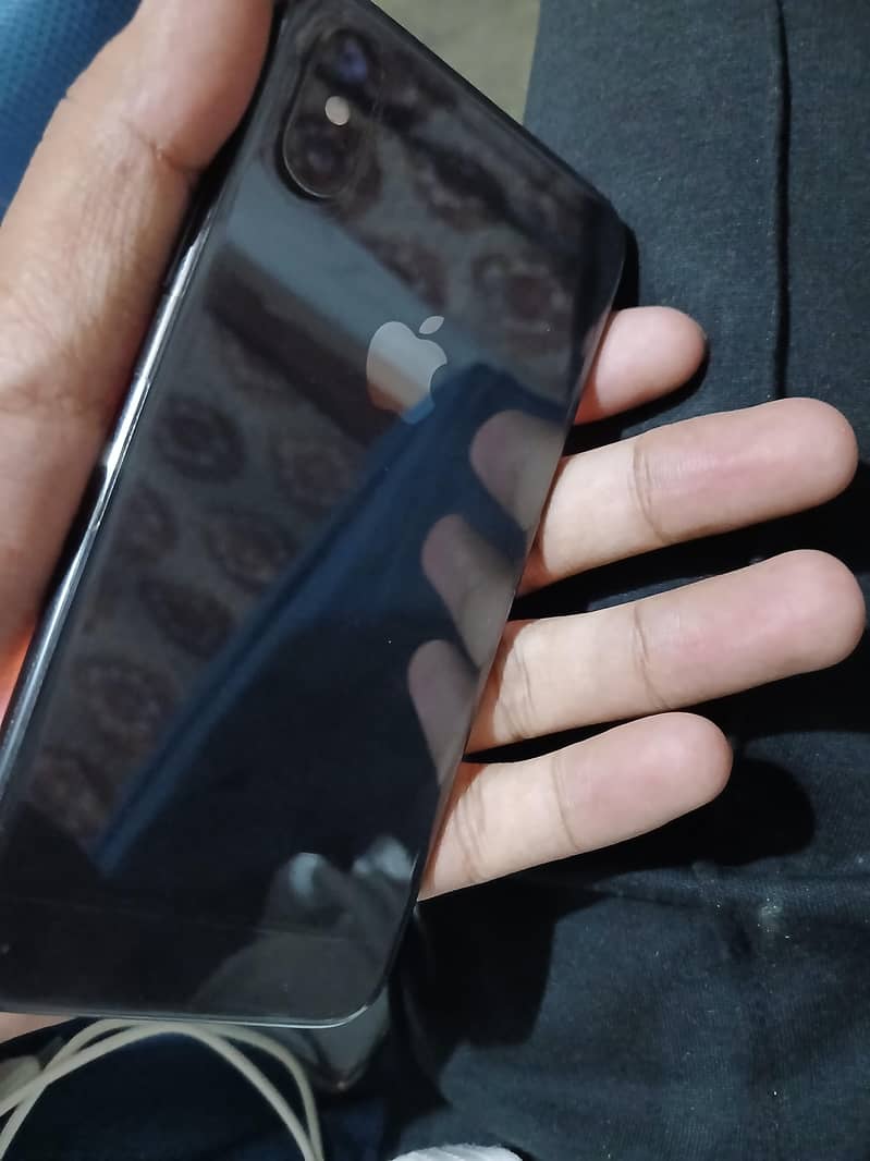 Apple iPhone X 1