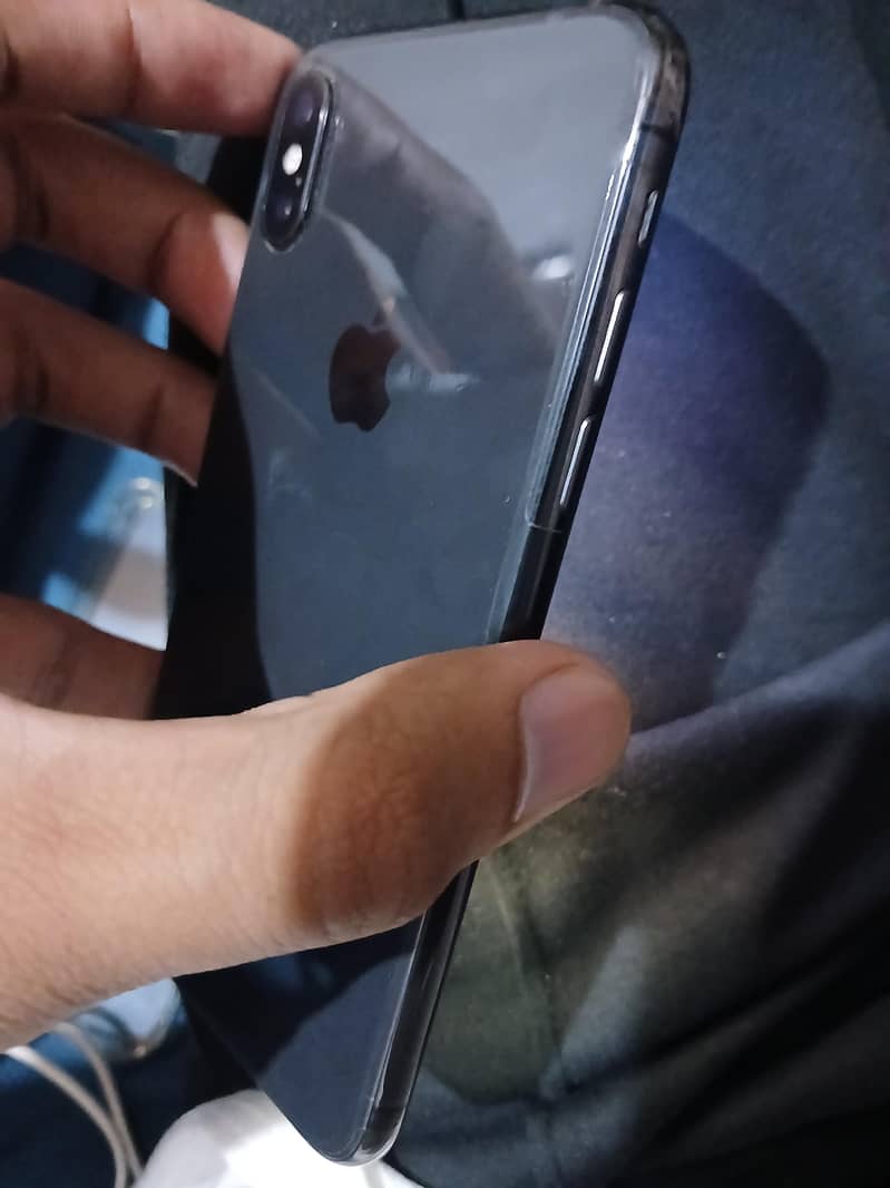 Apple iPhone X 2
