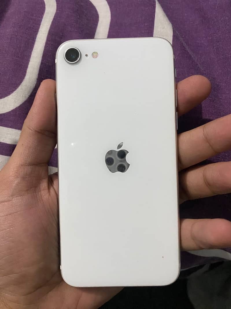 Apple iPhone SE 3
