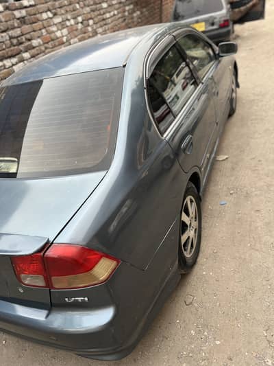 Honda Civic Prosmetic 2004