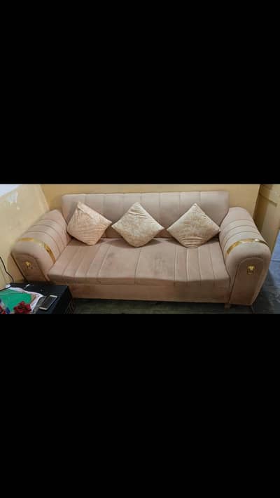 Six Seeter sofa set for Sale