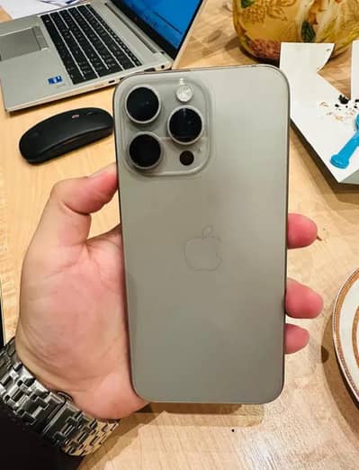 Apple iPhone 15 Pro Max