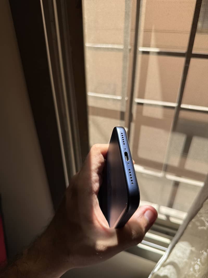 Apple iPhone 17 Pro Max 2