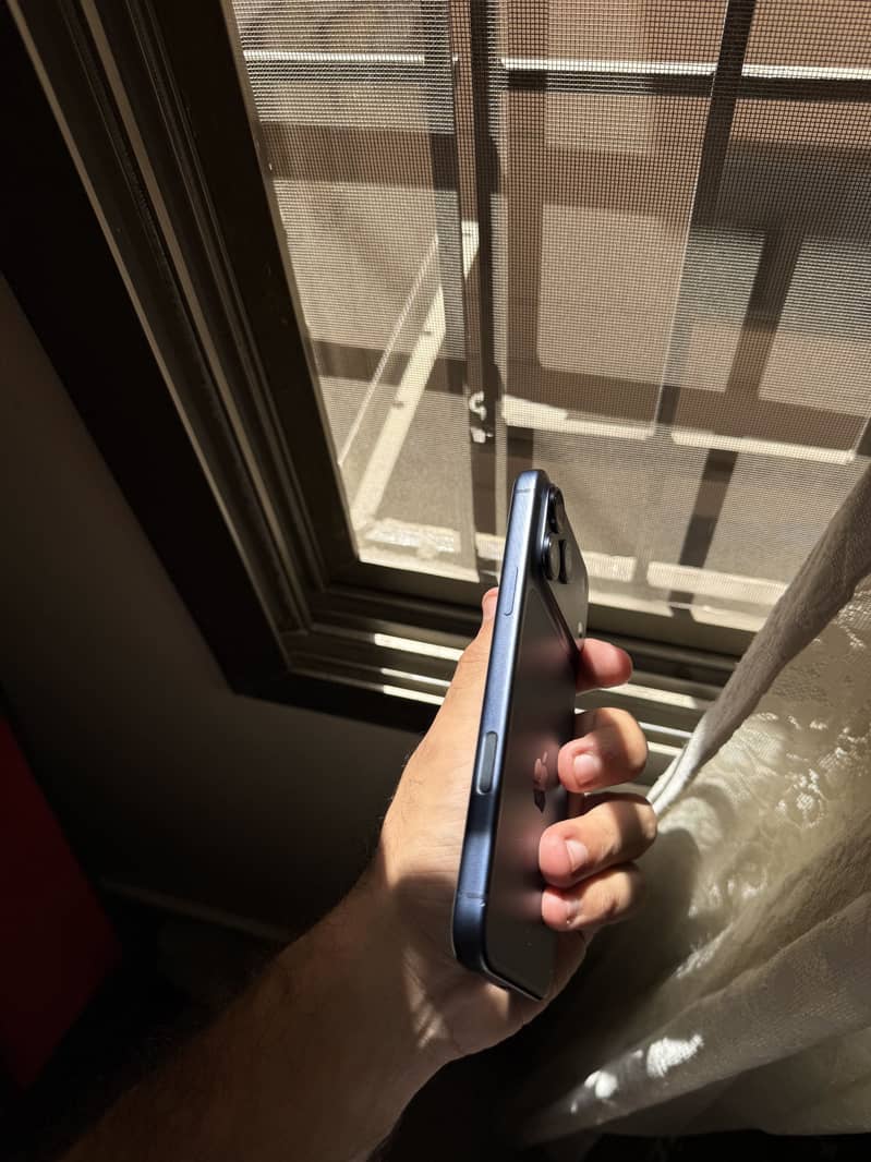 Apple iPhone 17 Pro Max 3