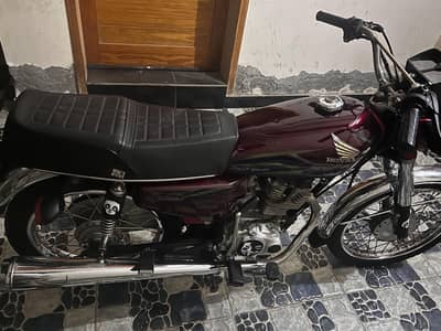 Honda CG 125 2017 Model | Red | Punjab Registered