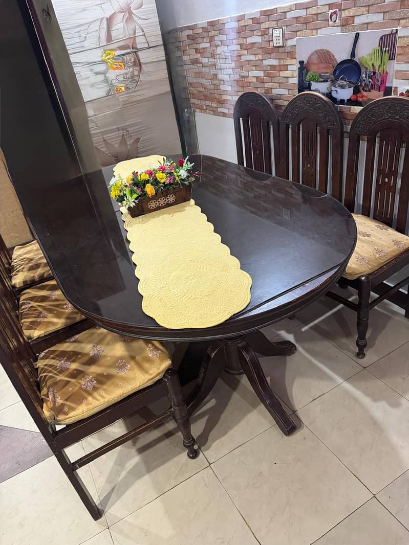 Dining table 4