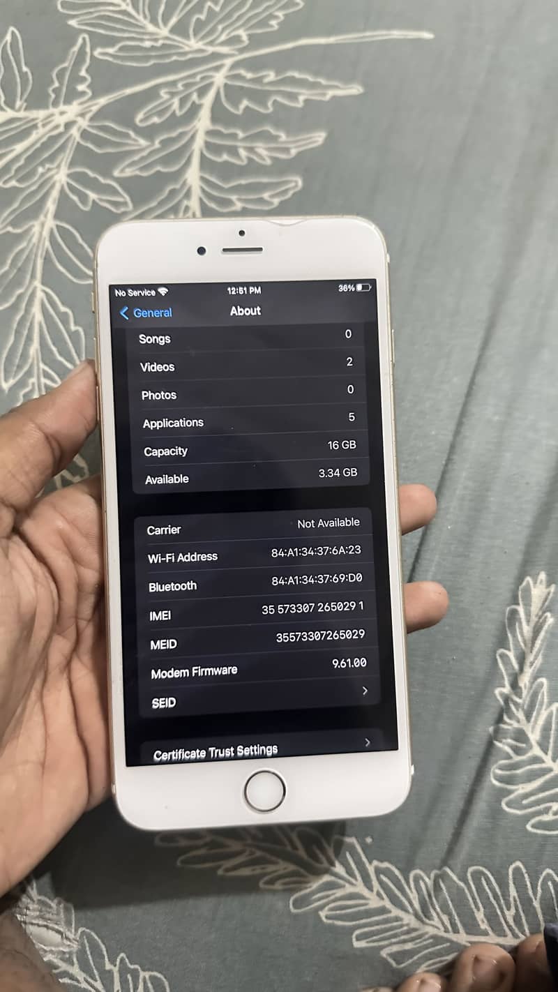 Apple iPhone 6S Plus 4