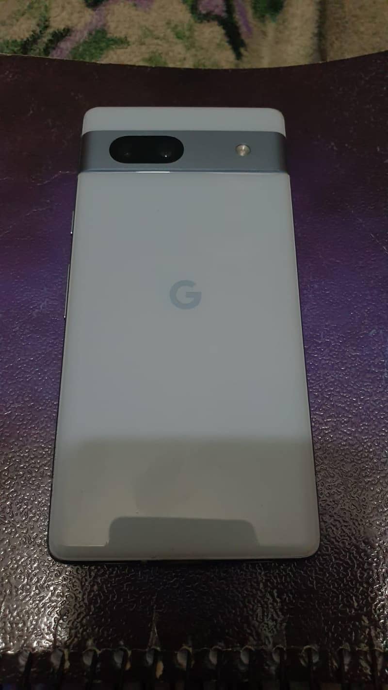 Google Pixel 7a 1