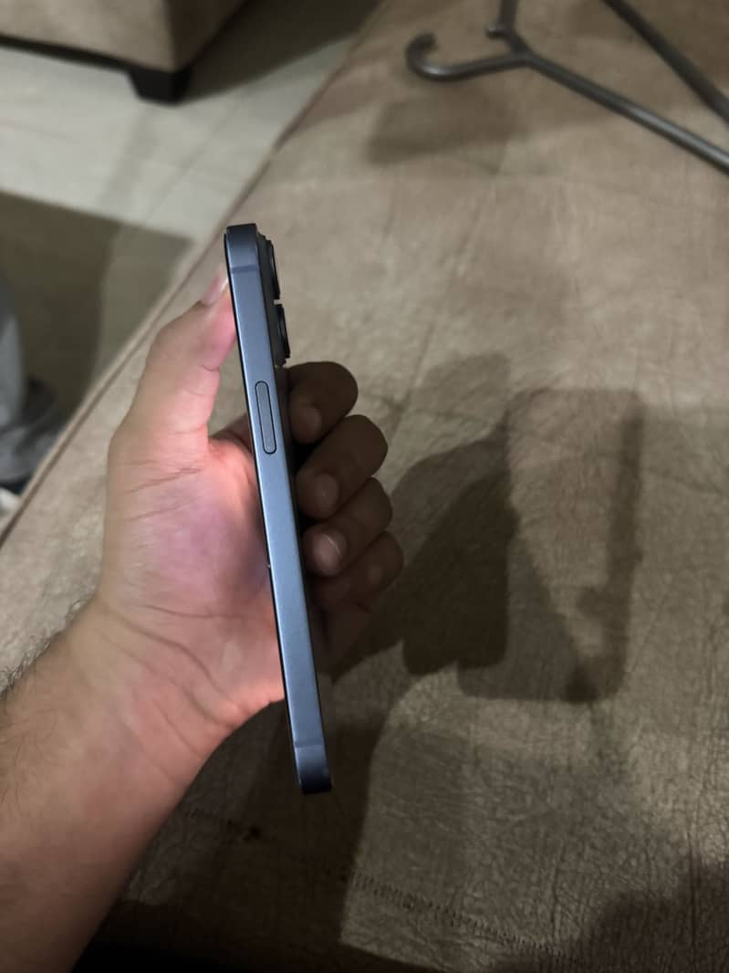 Apple iPhone 14 2