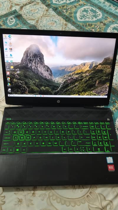 hp pavillion 15 8gb ram rx560 2gb graphics card