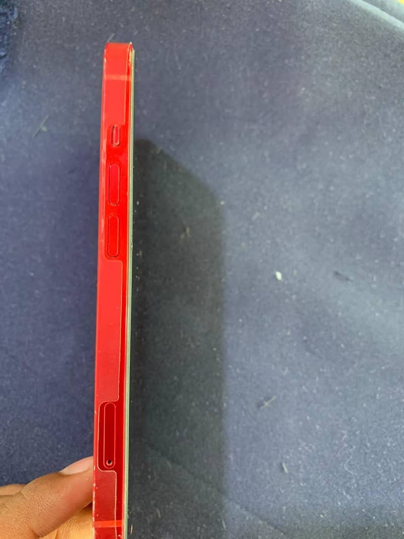 Apple iPhone 13 3