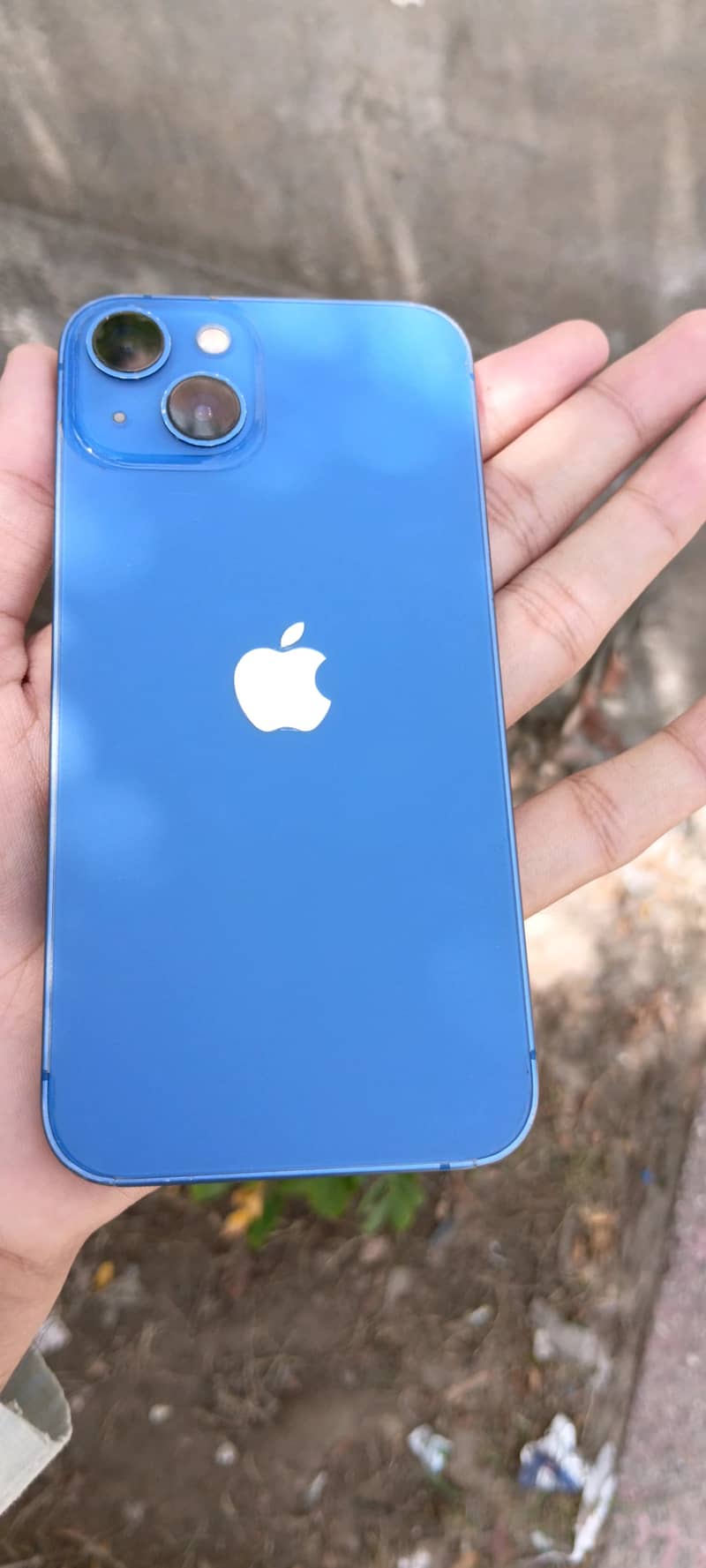 Apple iPhone 13 3