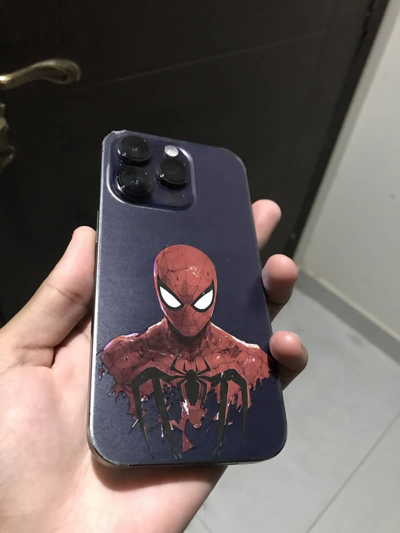 Apple iPhone 14 Pro 0
