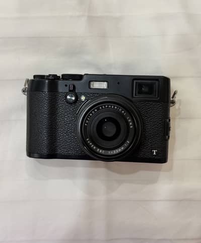 Fujifilm X100T 16.3MP Digital Camera Black – Excellent Condition