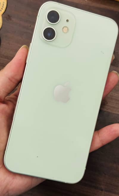 Apple iPhone 12