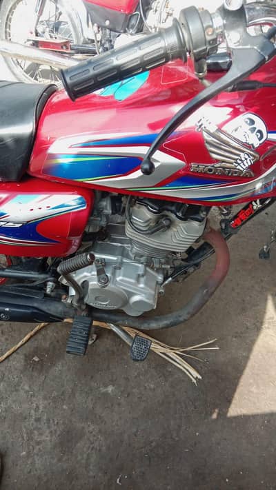 Honda CG 125 2022 model for sale in good condition