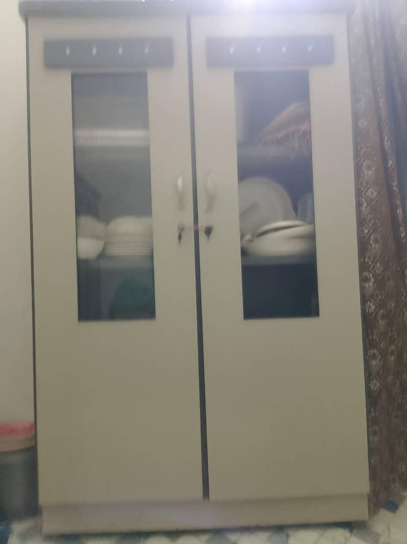 Dressing table and divider 6