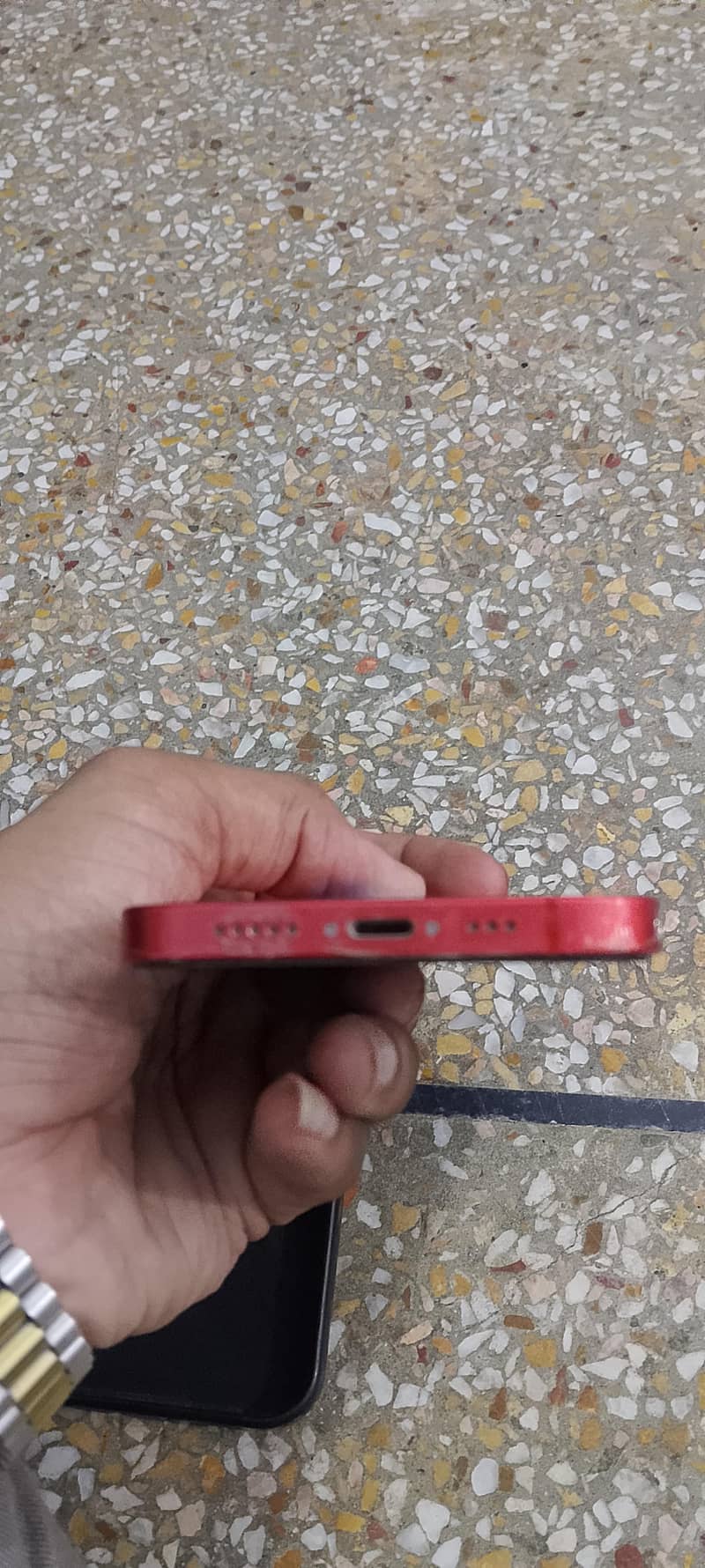 Apple iPhone 12 6
