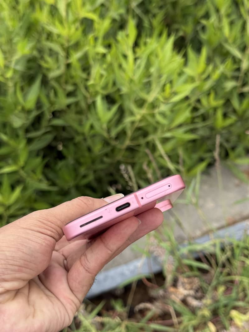 Google Pixel 9 3