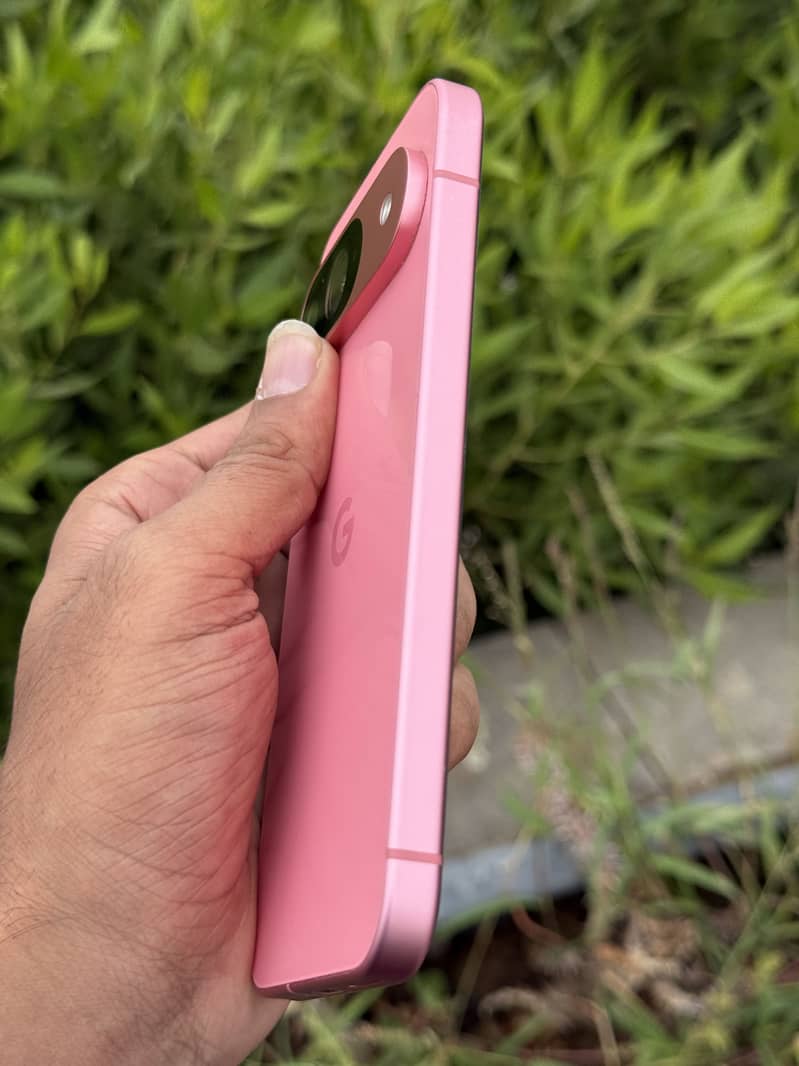 Google Pixel 9 6