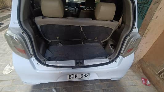Daihatsu Mira 2014