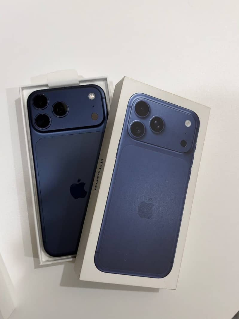 Apple iPhone 17 Pro Max 1