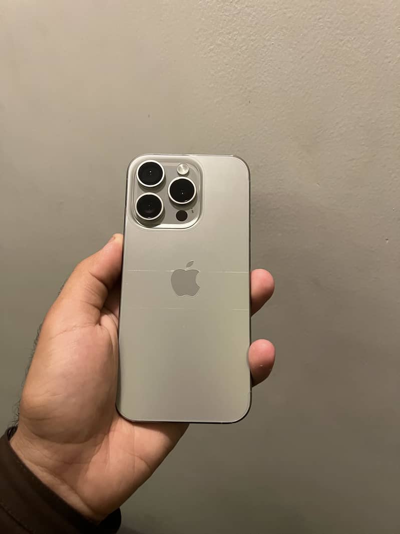 Apple iPhone 15 pro approved 2