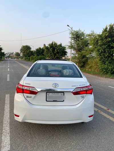 Toyota Altis Grande 2015